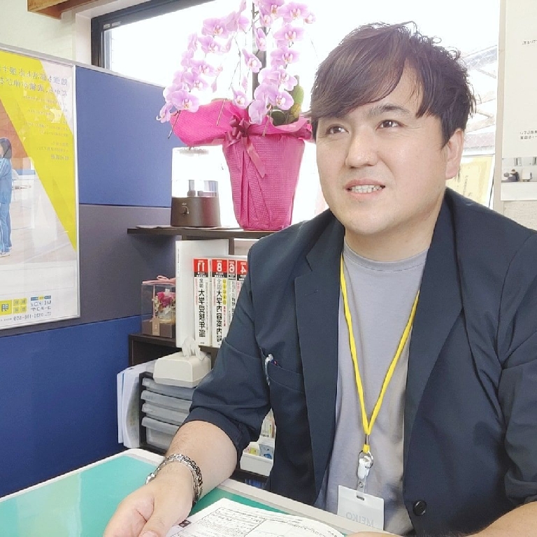 明光義塾 千里丘教室の講師紹介